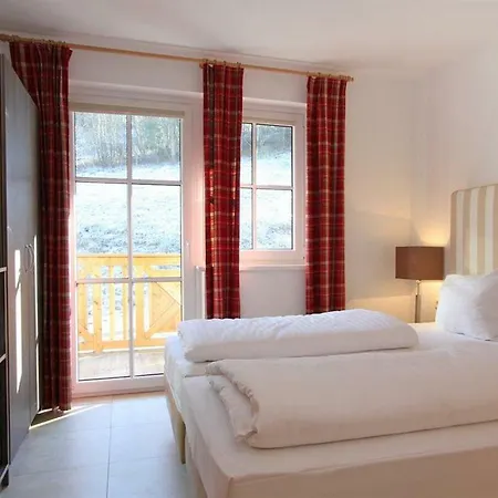 Apartment Avenida Residenz An Der Burg By Alpin